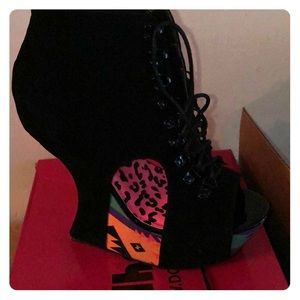 Dollhouse wedge heels